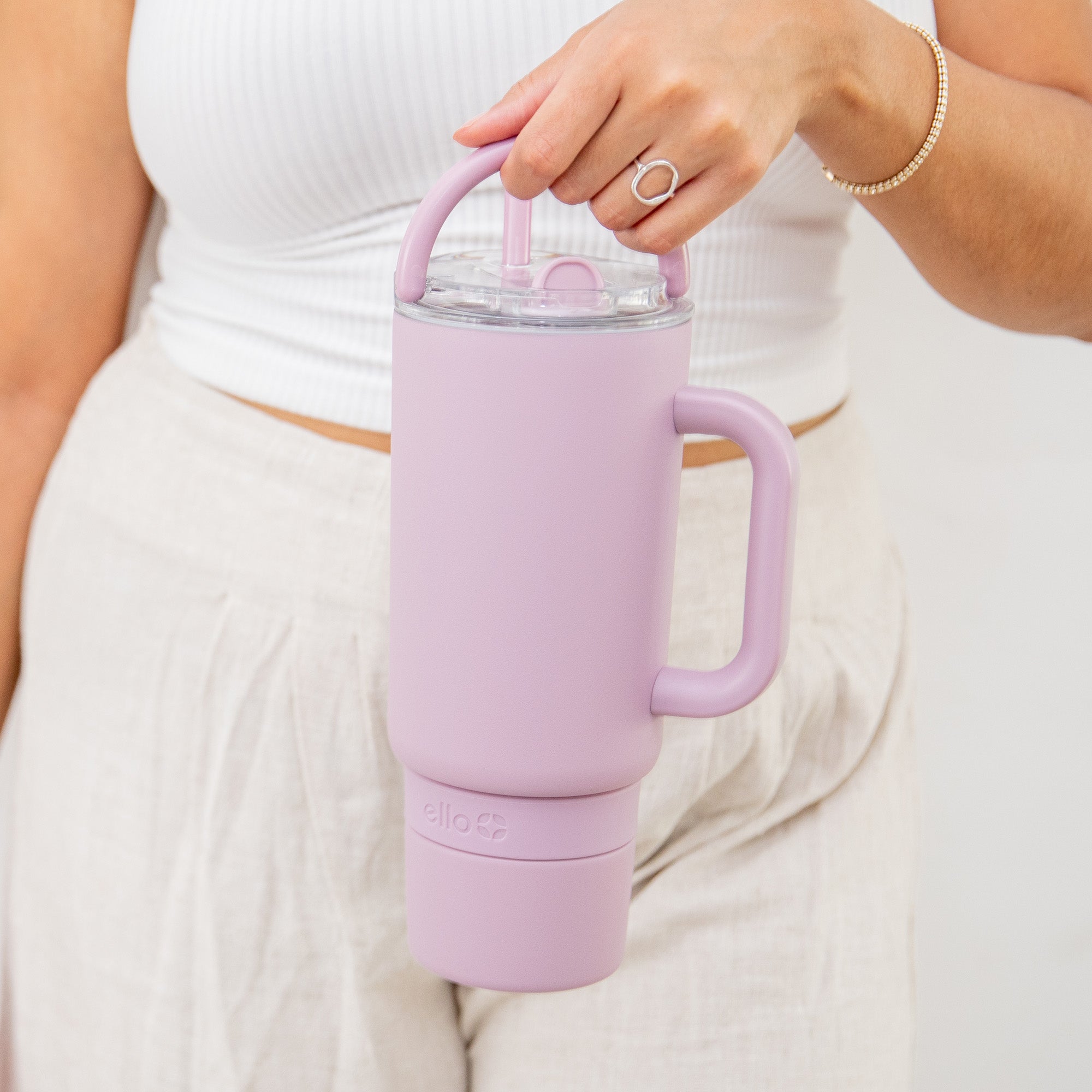 port_carry_handle_92312c96-5e9b-4bed-bff9-a761d29ed684.jpg